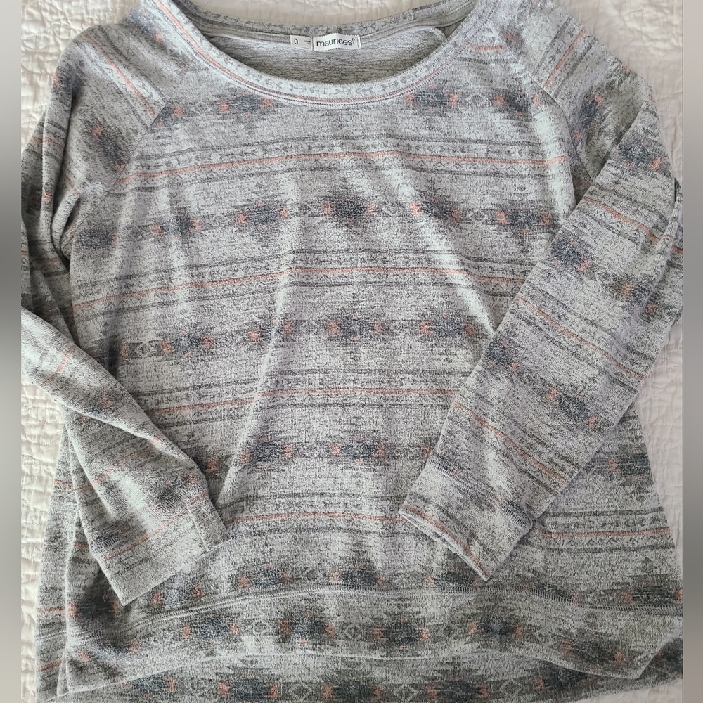 Size 0 Maurices aztec sweatshirt